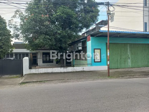 image RUMAH SIAP HUNI, LT 800M², LOKASI NYAMAN DEKAT NOMMENSEN & RS (4)