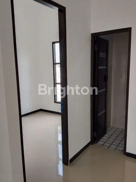 image RUMAH BARU 2 LANTAI, SHM, DI RUNGKUT, SURABAYA (2)