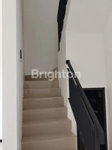 image RUMAH BARU 2 LANTAI, SHM, DI RUNGKUT, SURABAYA (4)