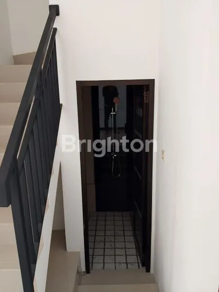 image RUMAH BARU 2 LANTAI, SHM, DI RUNGKUT, SURABAYA (3)