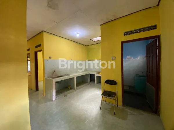 image RUMAH HALAMAN LUAS COCOK UNTUK USAHA (4)