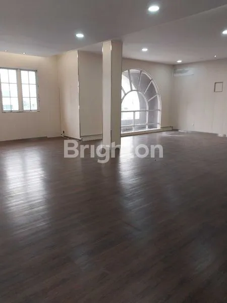 image DISEWAKAN RUKO GANDENG DI BOULEVARD KELAPA GADING  (1)