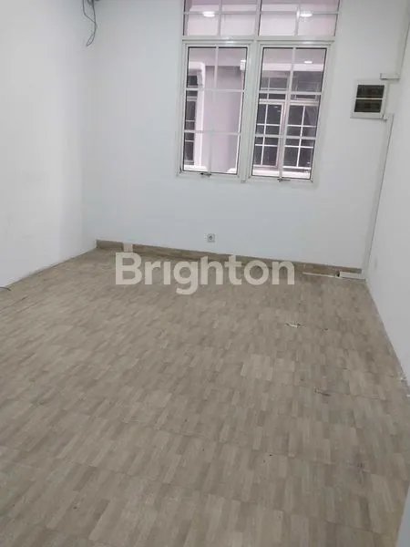 image DISEWAKAN RUKO GANDENG DI BOULEVARD KELAPA GADING  (6)