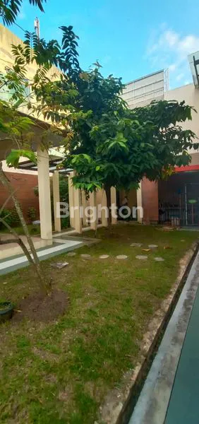 image RUMAH CANTIK 3 LANTAI BOULEVARD CENTRAL SUKAJADI (3)