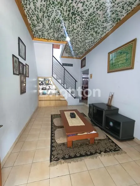image RUMAH MEWAH TERAWAT DI TAMAN SARI BUKIT BANDUNG  (7)