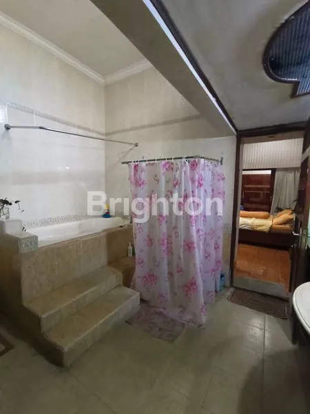 image RUMAH MEWAH TERAWAT DI TAMAN SARI BUKIT BANDUNG  (4)