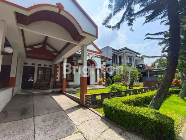 image RUMAH MEWAH TERAWAT DI TAMAN SARI BUKIT BANDUNG  (1)
