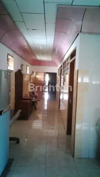 image RUMAH 2 LT SIAP HUNI SHM PETEMON TENGAH KOTA SURABAYA (5)