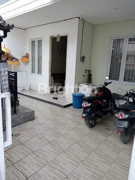 image RUMAH 2 LANTAI DI KAWASAN STRATEGIS LABAK INDAH REGENCY – PURA DEMAK, DENPASAR. LINGKUNGAN NYAMAN, BEBAS BANJIR (2)
