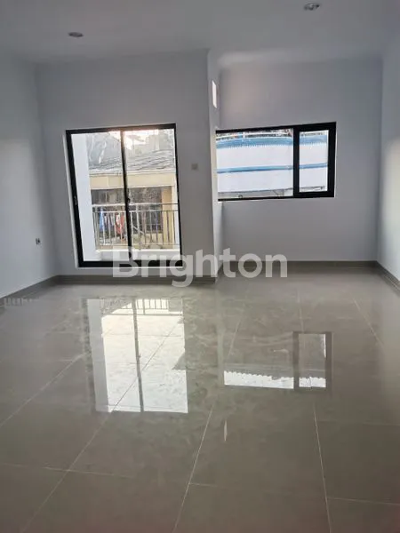 image RUMAH SHM SIAP HUNI DI TELUK GONG JAKARTA UTARA (5)