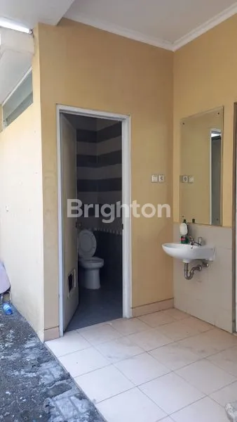 image RUKO PREMIUM 3,5 LANTAI, SHM, LOKASI BERKEMBANG (4)