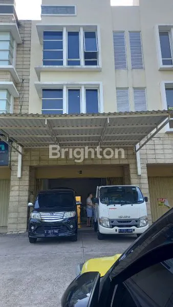 image RUKO PREMIUM 3,5 LANTAI, SHM, LOKASI BERKEMBANG (1)