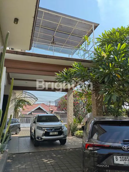 image RUMAH MEWAH LT 500M² DI NGINDEN INTAN BARAT. SUPER NYAMAN!! (7)
