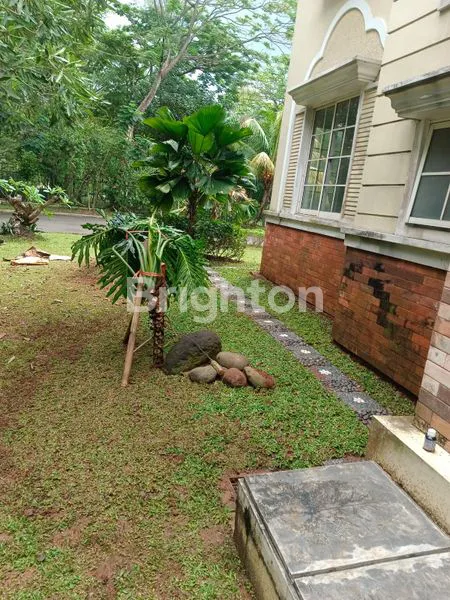 image RUMAH MEWAH SEMI FURNISHED DI BSD, LT 380M² (3)