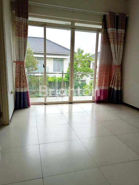 image RUMAH MEWAH 270 M2 HOEK TATAR PURBASARI KBP PADALARANG BANDUNG (5)