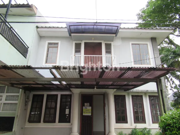 image RUMAH HOOK DI TAMAN BUKIT CHEDI - LIPPO KARAWACI - SHM (1)