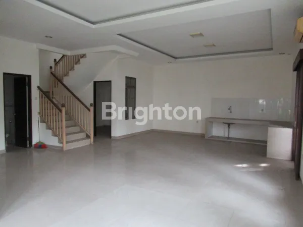 image RUMAH HOOK DI TAMAN BUKIT CHEDI - LIPPO KARAWACI - SHM (3)