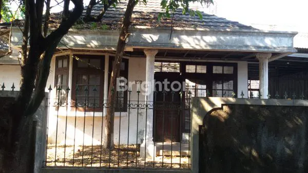 image RUMAH TUA BISA BUKA USAHA JL BONGAS JATIWARINGIN (1)