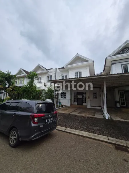 image RUMAH SIAP HUNI, DEKAT SEKOLAH PENABUR LT 128M² DI KOTA WISATA (1)