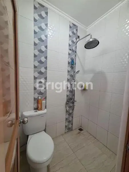 image HUNIAN CANTIK DEKAT DENGAN UI  (8)