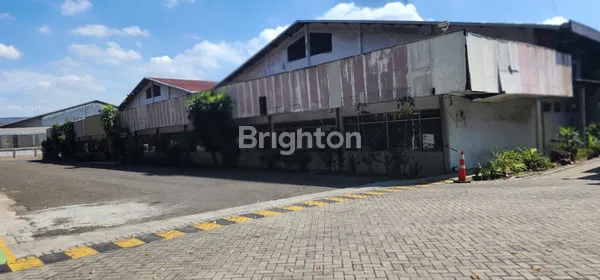 image DISEWAKAN GUDANG PABRIK RUNGKUT INDUSTRI 1,2 HA! (2)