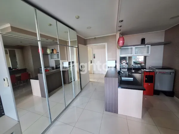 image 1 BEDROOM LANTAI RENDAH APARTEMEN VIA CIPUTRA WORLD SURABAYA BARAT (3)