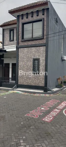 image RUMAH SIAP HUNI 2 LANTAI BANGUNAN BAGUS BUKIT CITRA DARMO SURABAYA BARAT STRATEGIS DEKAT AREA KOMERSIAL (6)