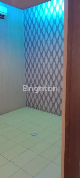 image RUMAH SIAP HUNI 2 LANTAI BANGUNAN BAGUS BUKIT CITRA DARMO SURABAYA BARAT STRATEGIS DEKAT AREA KOMERSIAL (7)