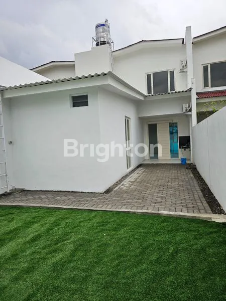 image RUMAH SIAP HUNI AREA DIAN ISTANA WIYUNG, SURABAYA BARAT (8)