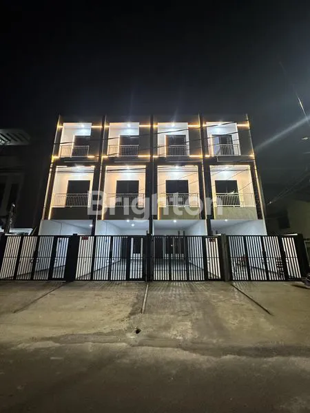 image RUMAH BAGUS SIAP HUNI TANJUNG DUREN JAKARTA BARAT (2)