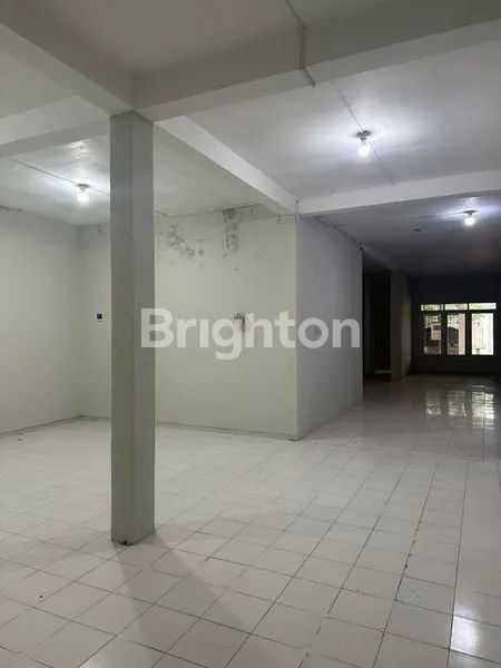 image DISEWAKAN RUMAH TAMAN PONDOK INDAH WIYUNG (4)