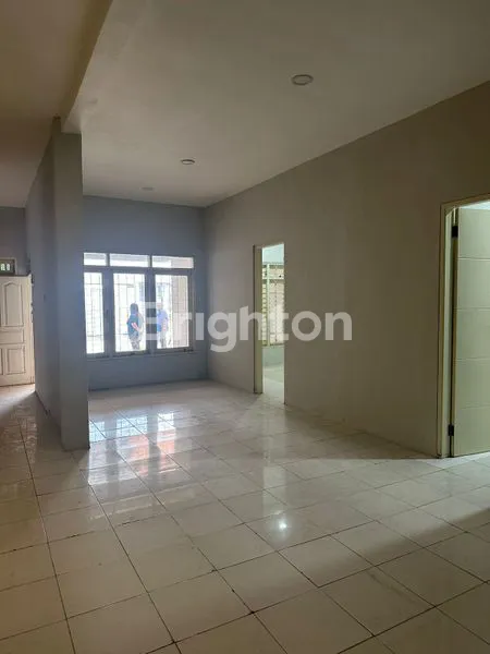 image DISEWAKAN RUMAH TAMAN PONDOK INDAH WIYUNG (2)