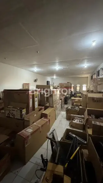 image RUKO STRATEGIS DI JALAN KUTAI SURABAYA (4)