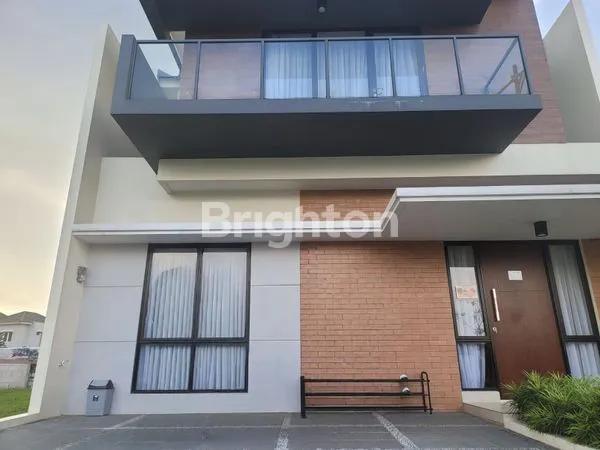 image RUMAH MEWAH SEMI FURNISHED DI OCBD, 0 KM DARI TOL BORR (1)