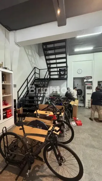 image RUKO STRATEGIS DI JALAN KUTAI SURABAYA (5)