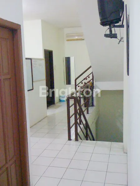 image RUKO SIAP PAKAI DI SURABAYA, DEKAT UPN (8)