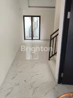 RUMAH TENGGILIS MEJOYO 18 M