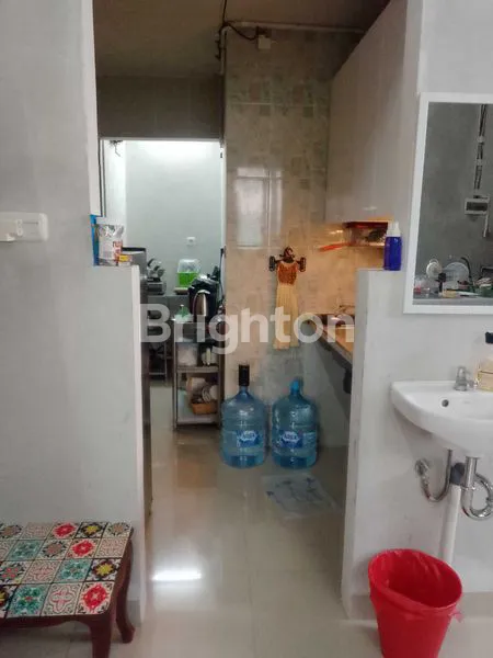 image DI JUAL RUMAH BERIKUT KOS DAN KIOS, SNGT COCOK UNTUK USAHA, KANTOR, INVESTASI. (6)