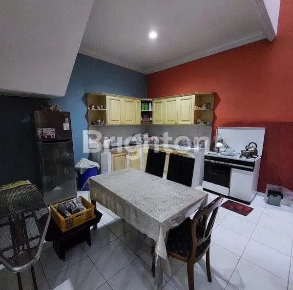 image RUMAH BAGUS 2 LANTAI SIAP HUNI SEMI DALAM KOMPLEK PERUMAHAN DI TANJUNG DUREN  (5)