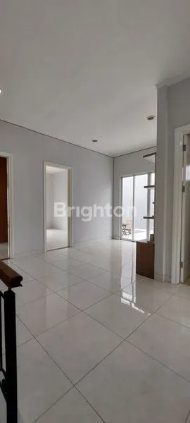 image RUMAH BSD CITY,DEKAT DENGAN FASUM BSD CITY,DEKAT DGN IPEKA,ROW JALAN LEBAR,RUMAH SIAP HUNI (5)