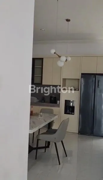 image RUMAH 2 LANTAI BARU GRESS MINIMALIS FULL FURNISHED DEKET GRAHA FAMILY TOLL GUNUNG SARI WIYUNG PAKUWON MALL (3)