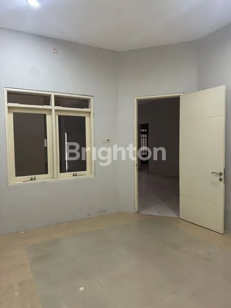 image RUMAH TAMAN PONDOK INDAH FULL BANGUNAN LOKASI STRATEGIS  (6)