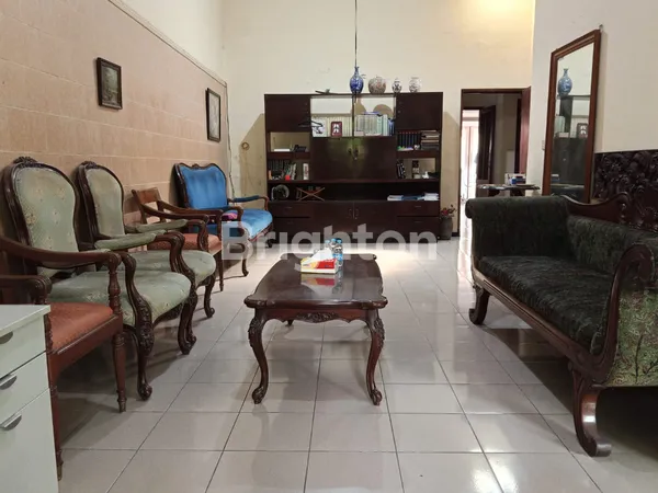 image  RUMAH GAYUNGSARI BARAT DEKAT SEKOLAH, DEKAT MASJID BESAR MASJID AGUNG SURABAYA, DEKAT MALL 	 (6)