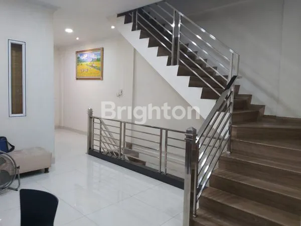 image RUKO GANDENG  CEMARA 3 1/2 TINGKAT (6)