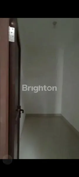 image RUMAH BARU 2,5 LANTAI DI DURI KEPA, LT 102M² (4)