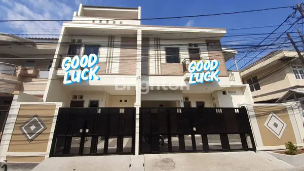 image RUMAH BARU 2,5 LANTAI DI DURI KEPA, LT 102M² (2)