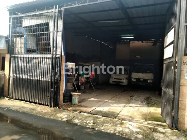image GUDANG POSISI STRATEGIS DI JURANG MANGU BARAT,PD AREN,TANGERANG SELATAN  (2)