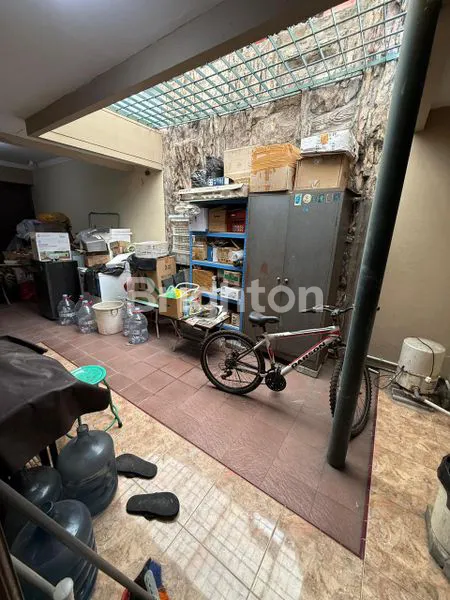 image RUMAH SIAP HUNI VILLA KALIJUDAN INDAH BU DEKAT GALAXY MALL MERR DHARMAHUSADA  (4)