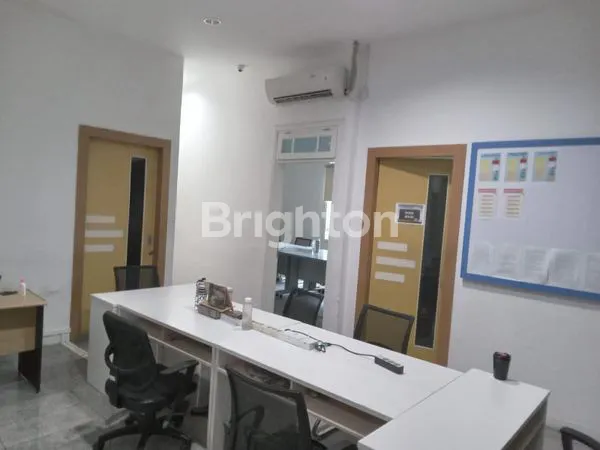 image KANTOR STRATEGIS DI HERTASNING, FURNISH LENGKAP & SIAP PAKAI (5)