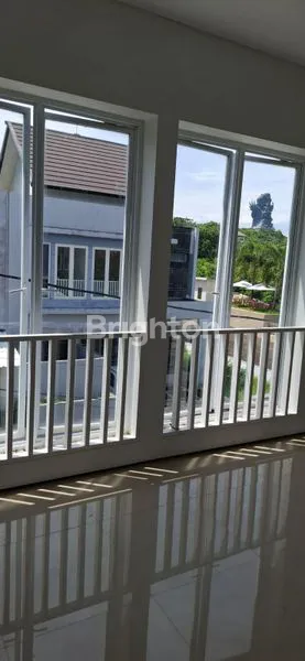 image DIJUAL RUMAH 2 LANTAI DENGAN KOLAM RENANG – JIMBARAN (5)
